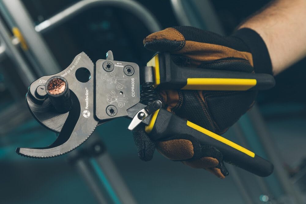 Southwire Ratcheting Cable Cutter - Delivers Clean, Precise Cuts with Fewer Strokes - Molded Grip - Two-Step Mechanism - Cuts Copper & Aluminum Cables - 600 MCM