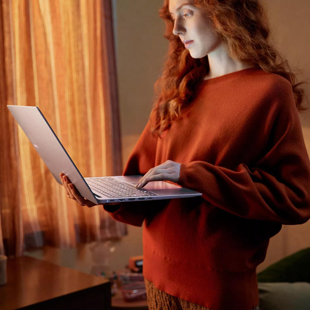 Samsung Galaxy Book4 Business Laptop Copilot AI PC, 15.6 FHD Display, Intel 10-Core 7 150U, 16 GB RAM, 1 TB SSD, 128GB UFD, 7-in-1 USB HUB, Backlit KB, Fingerprint, WiFi, Bluetooth, HDMI, Win 11 Pro
