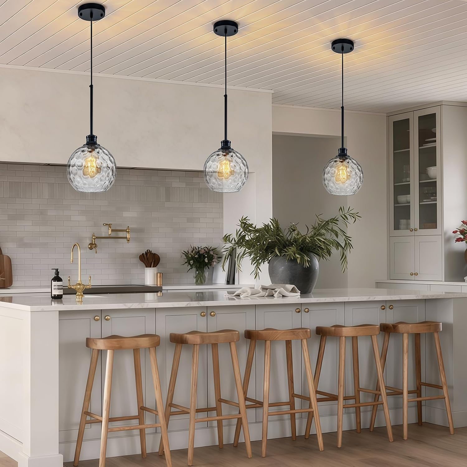 Globe Pendant Light Fixtures, 2 Pack Glass Black Pendant Lights Kitchen Island with 7.8' Clear Hammered Glass, Adjustable Hanging Island Lights for Kitchen Bathroom Sink Entryway Dining Room