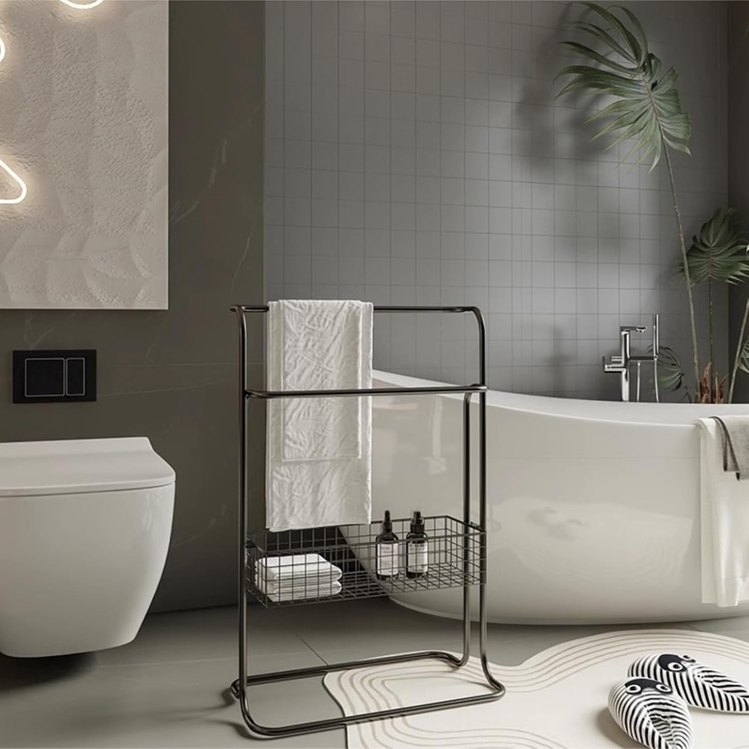 Free Standing Towel Rack, Pool Wrought Iron Towel Rack Standing Dirty Laundry Basket Bathroom Large Storage(Black)