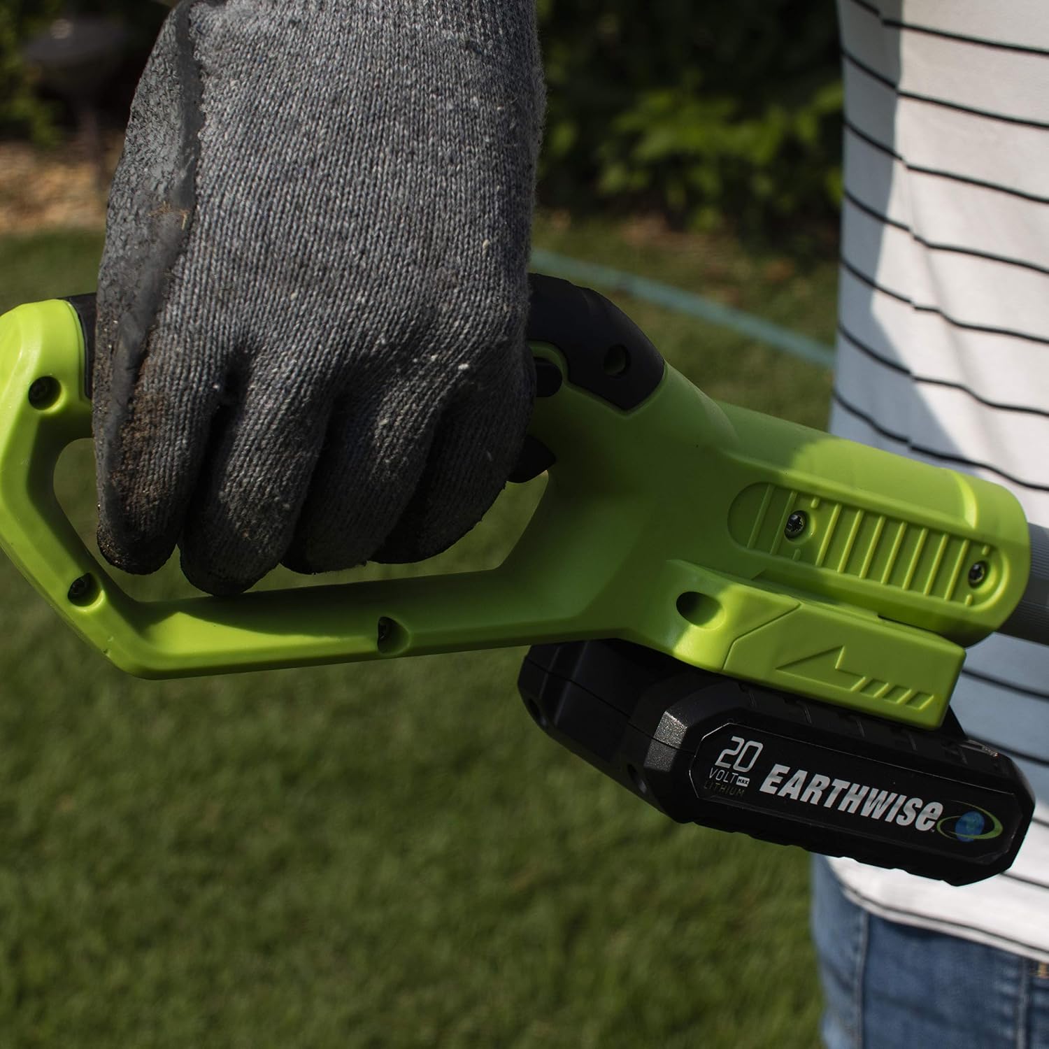Earthwise LPHT12022 Volt 20-Inch Cordless Pole Hedge Trimmer, 20 inch, 2.0AH Battery & Fast Charger included