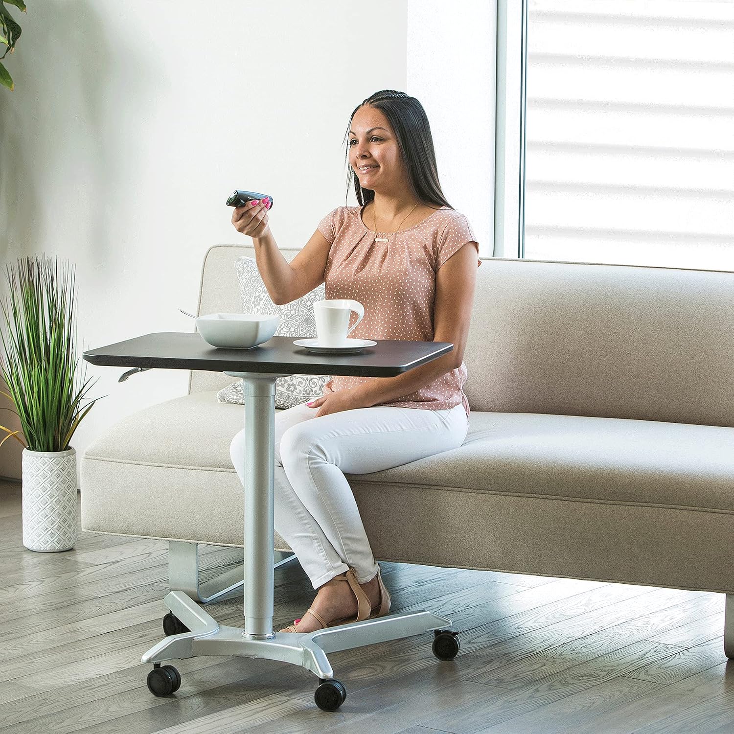 Seville Classics Airlift Height Adjustable Pneumatic Laptop Sit Stand Desk Mobile Rolling Cart, Computer Workstation for Home Office, Classroom, Espresso, 28' XL Desktop (New Model)
