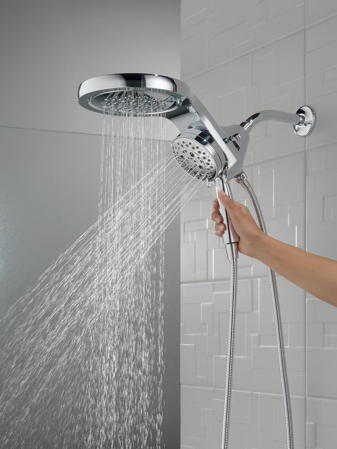 Delta Faucet HydroRain 5-Spray H2Okinetic Dual Shower Head with Handheld Spray, Chrome Shower Head with Hose, Handheld Shower Heads, Detachable Shower Head, 1.75 GPM Flow Rate, Chrome 58680