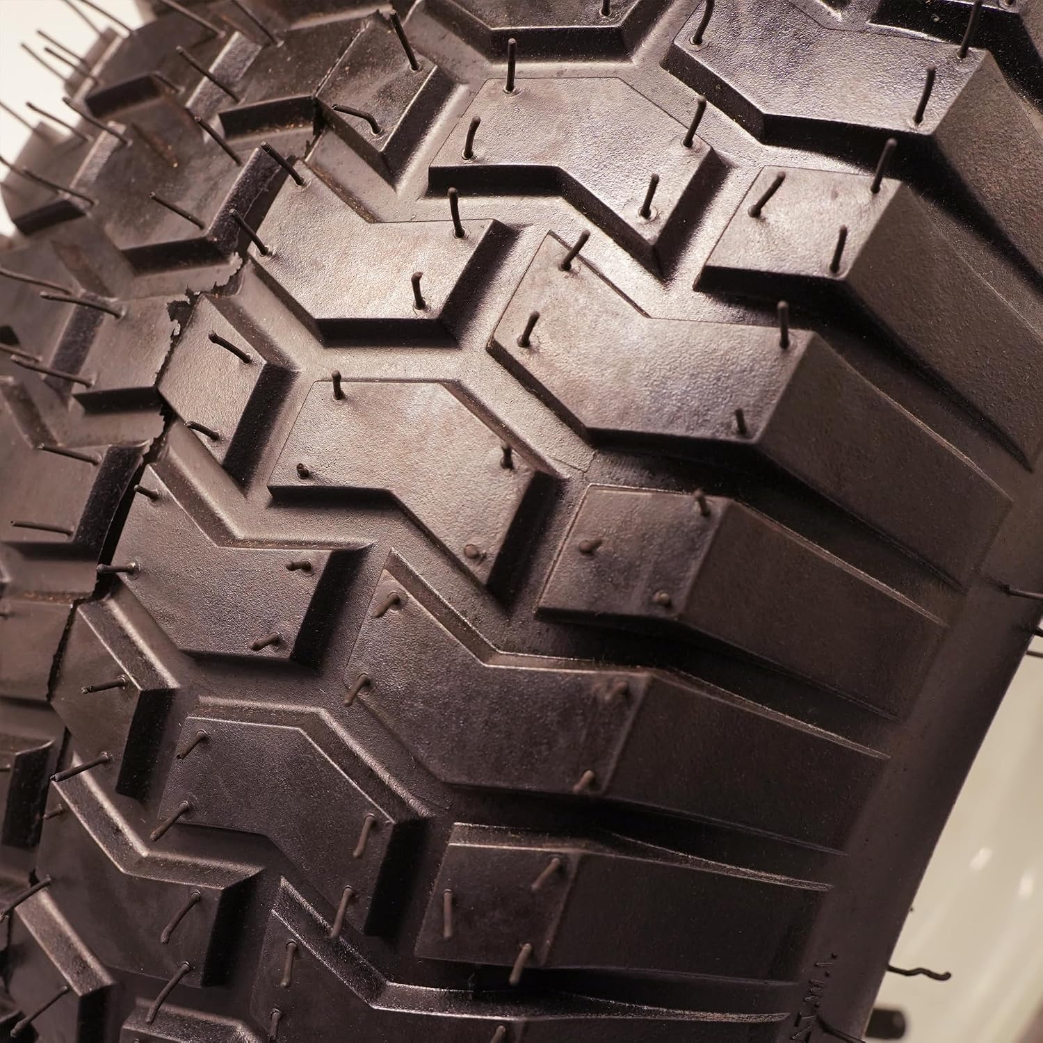 20x8.00-8 Lawn Mower Tire and Wheel Tubeless with 3/4 Bushing, 3.5'Offset Hub and 3 1/16' Keyway 20x8x8 Lawn Mower Tire with Rim for Tractor Rear, Turf Tread 20 inch Wheels, 800 lbs Weight Capacity