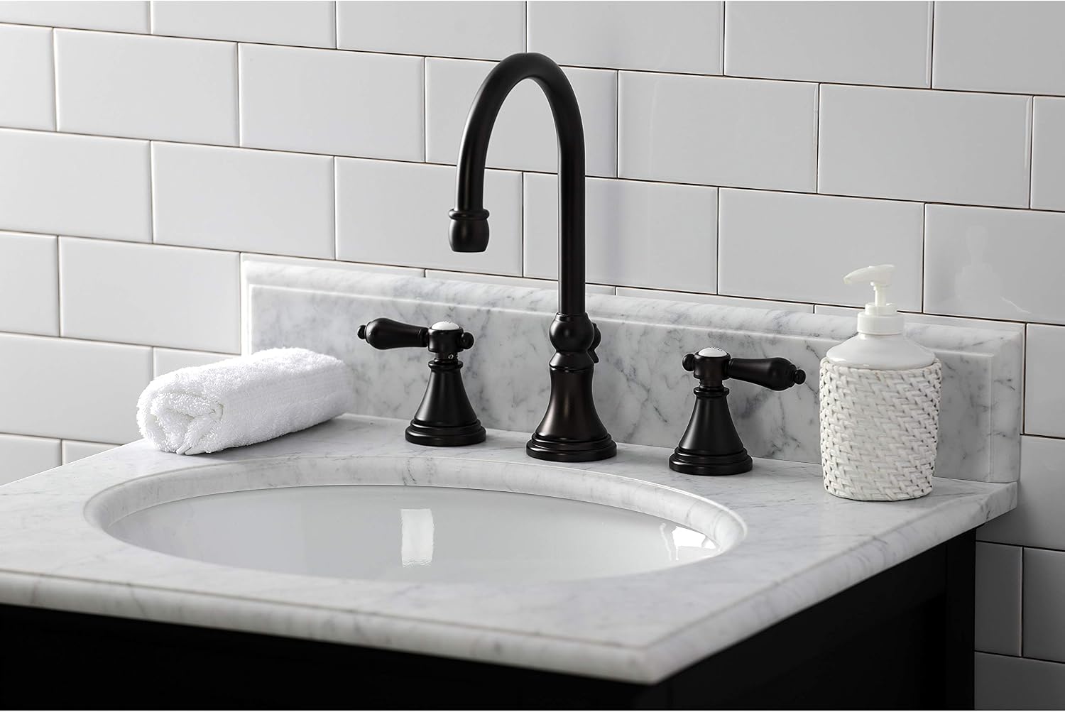 Kingston Brass KS2985BAL Heirloom Widespread Bathroom Faucet, Oil Rubbed Bronze, 13.63 x 6.31 x 11.5