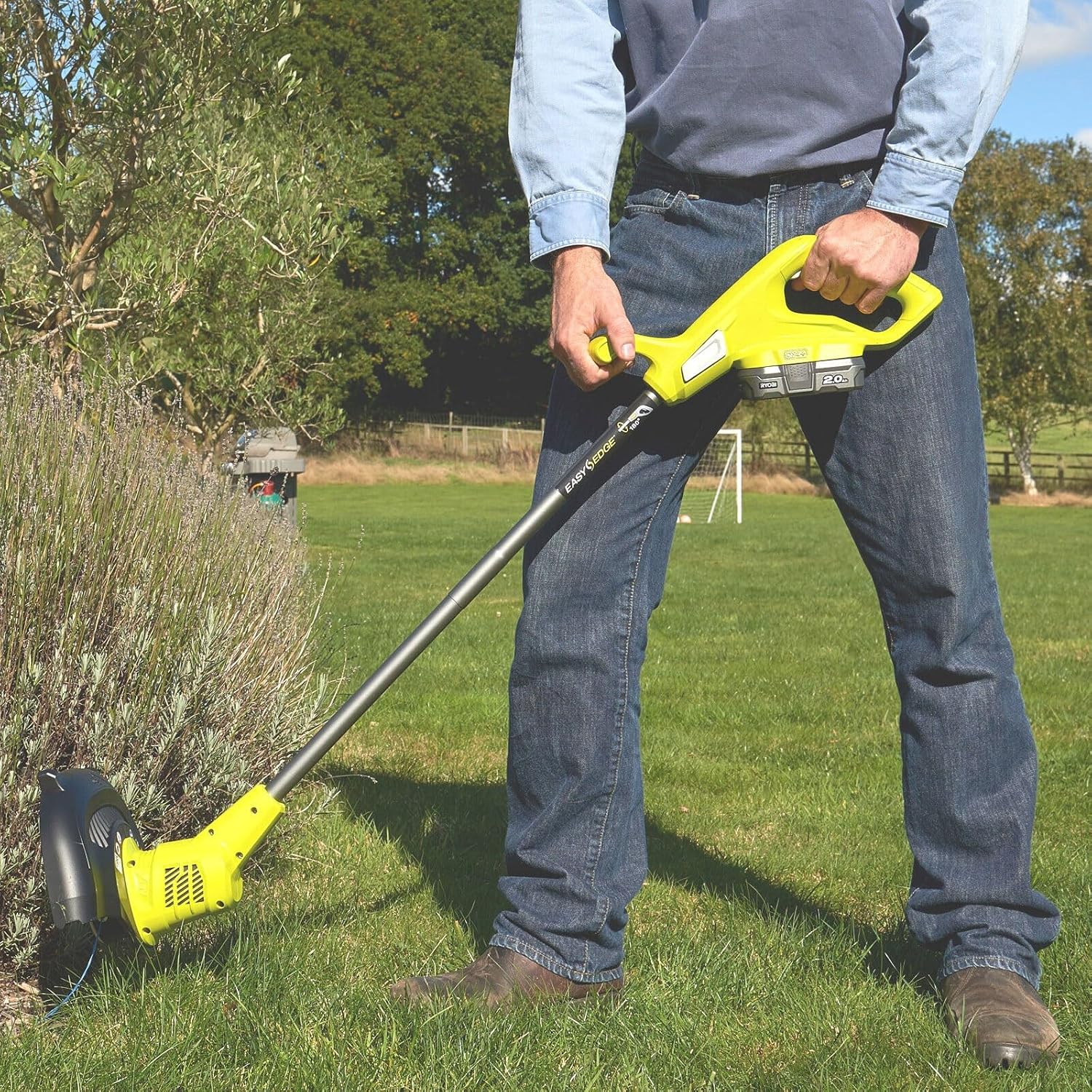 Ryobi RLM1833BLT1825M Lawnmower, Edge Trimmer and Battery Kit (1x4.0Ah)
